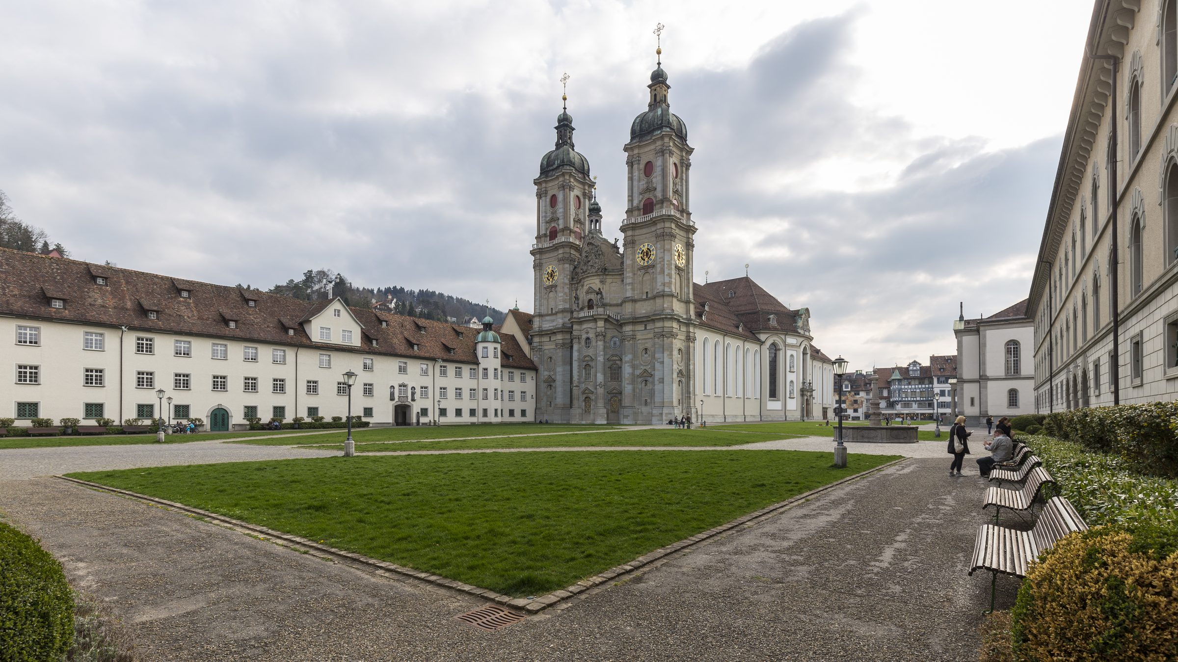 Klosterhof und Stiftskirche St. Gallen